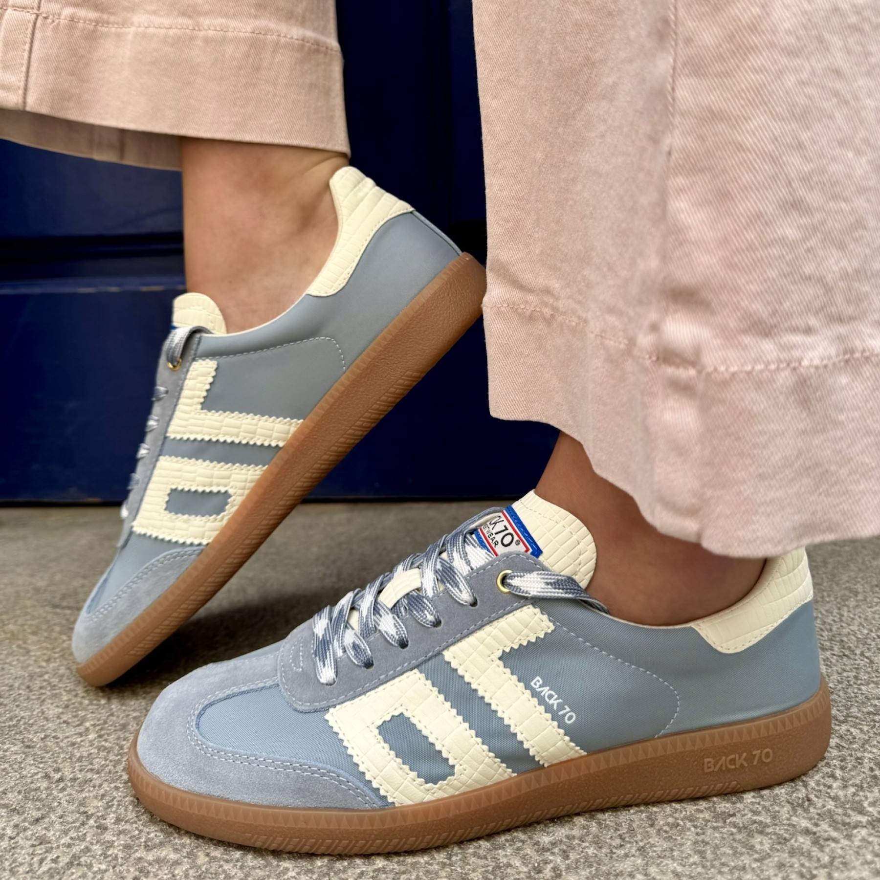 BACK70 BASKET 16 GHOST BLEU CIEL BACK70 BASKET 16 GHOST BLEU CIEL