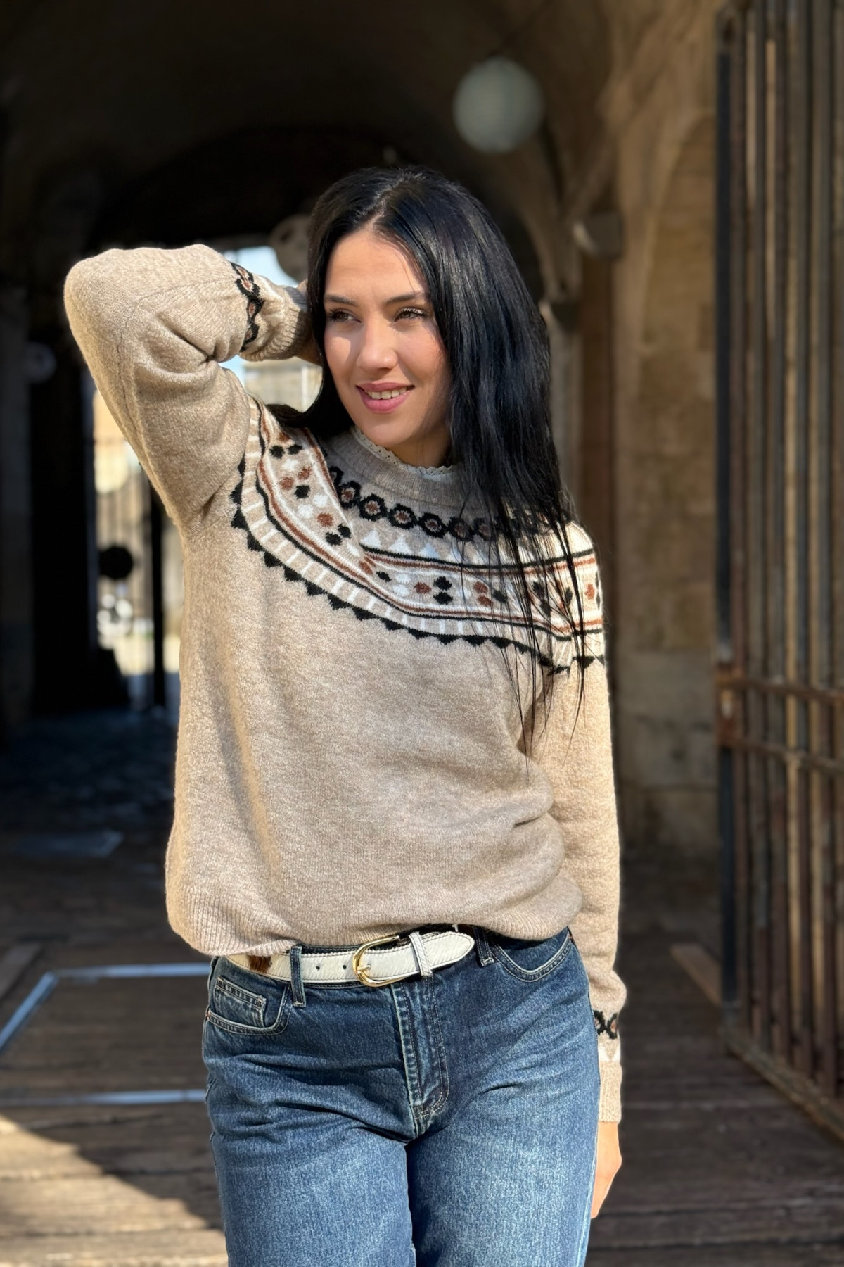 pull col rond cream avec broderies colorées cherrie 4328 pull col rond cream avec broderies colorées cherrie 4328