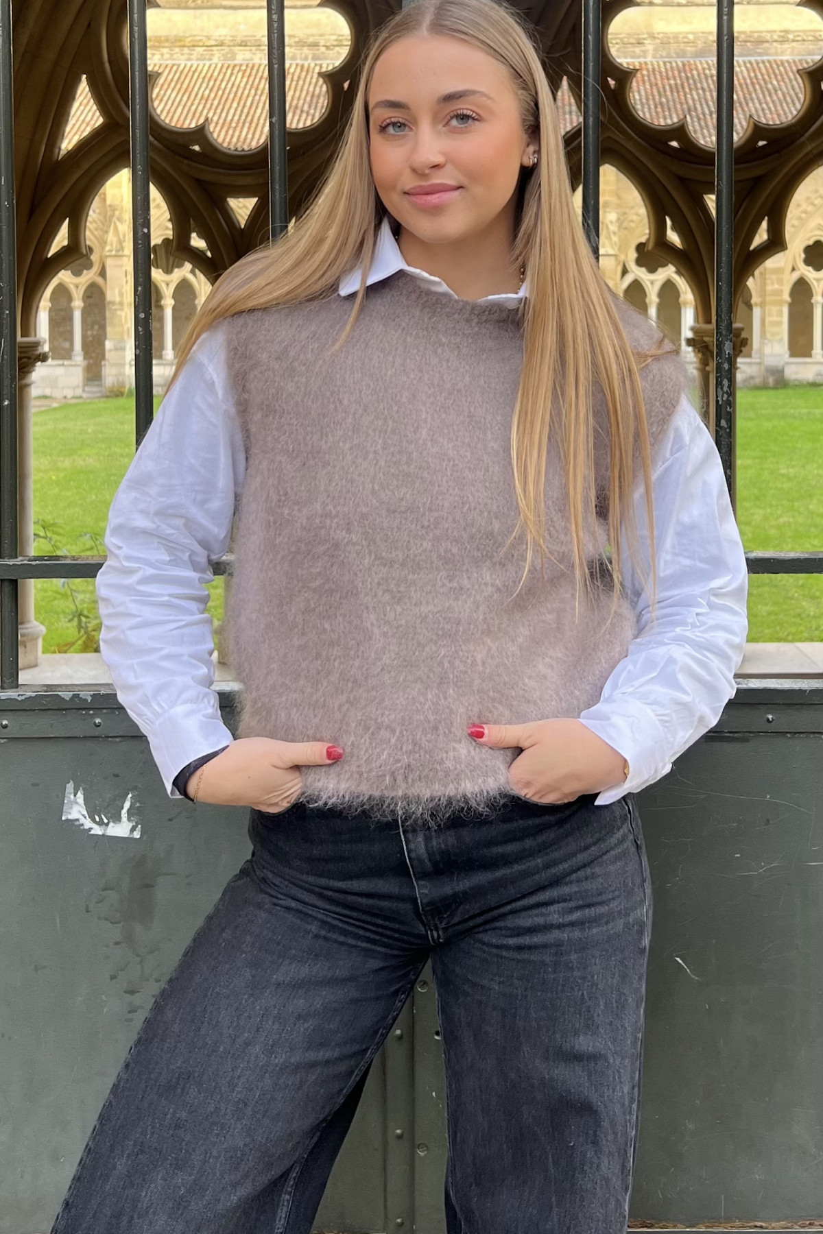 pull mohair sans manches chummy taupe pull mohair sans manches chummy taupe