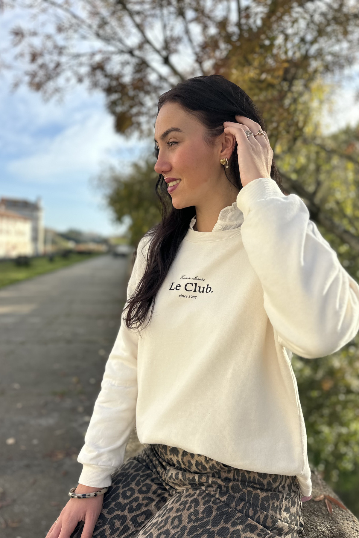 Sweat pull en coton ese o ese avec écriture col rond écru FELPA