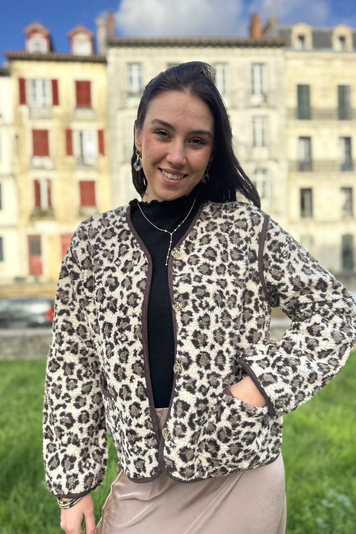 veste sherpa manches longues leopard a boutons 14G434