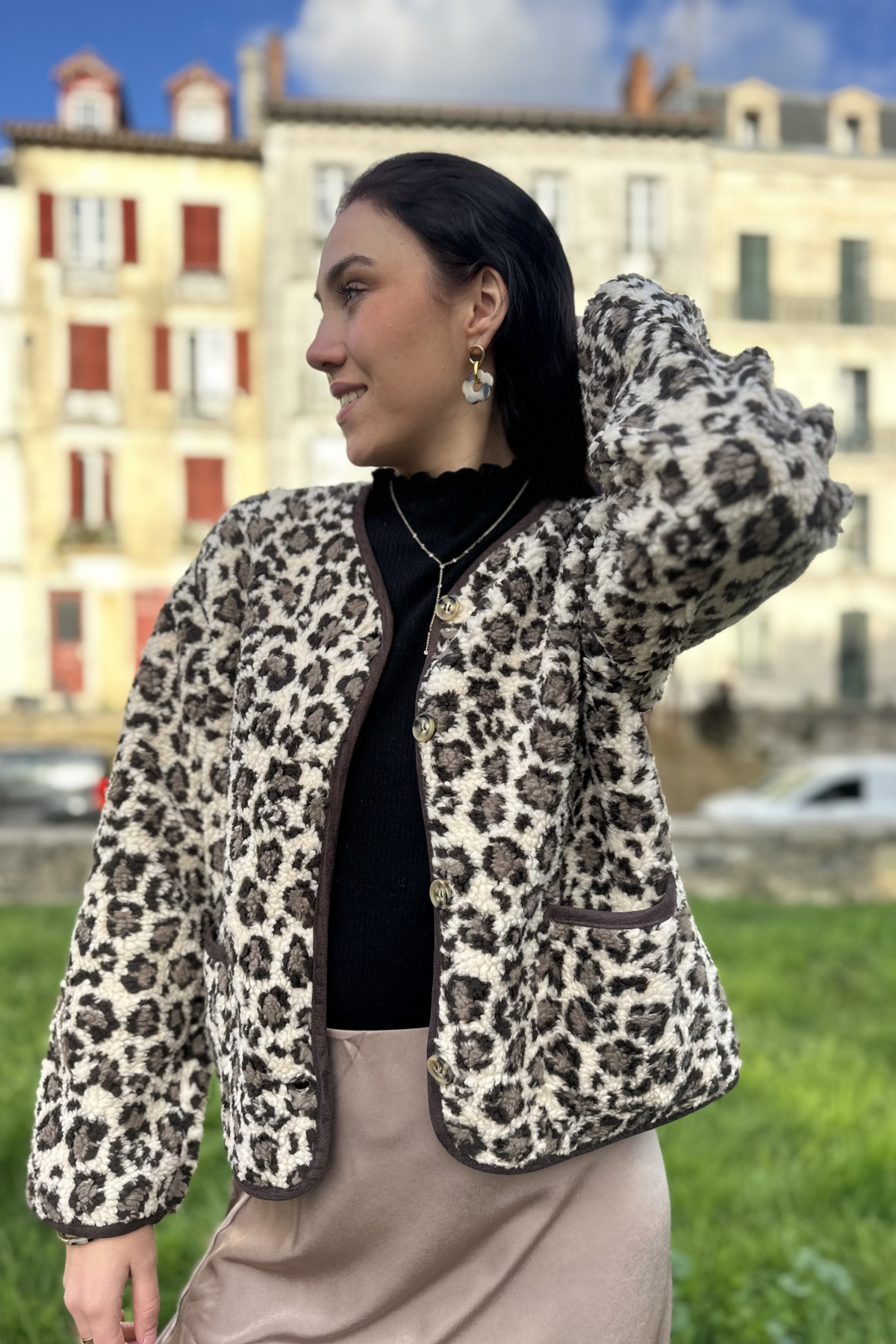 veste sherpa manches longues leopard a boutons 14G434